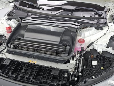 صورة 7 لـ 2022 Mercedes-BENZ EQE