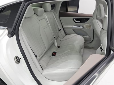 2022 Mercedes-BENZ EQE 缩略图 17