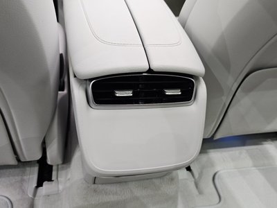 2022 Mercedes-BENZ EQE 缩略图 31