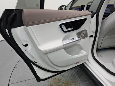 2022 Mercedes-BENZ EQE 缩略图 15