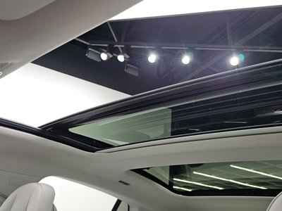 2022 Mercedes-BENZ EQE 缩略图 33