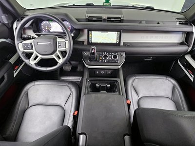 LAND ROVER DEFENDER - 5