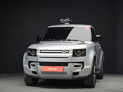 LAND ROVER DEFENDER - 2