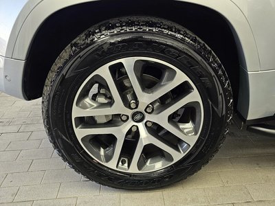 LAND ROVER DEFENDER - 6