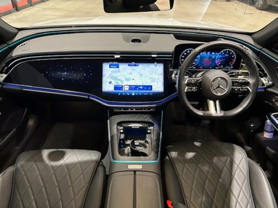 MERCEDES-BENZ E-CLASS - 9