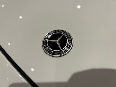 MERCEDES-BENZ E-CLASS - 8