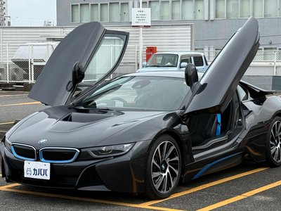 BMW I8 BASE MODEL