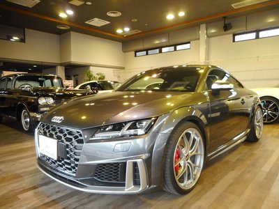 AUDI TT - 1