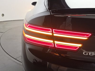 GENESIS G80 (RG3) - 10