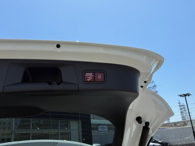 MERCEDES-BENZ GLA - 9