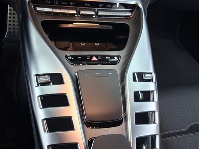 MERCEDES-BENZ GT AMG - 8