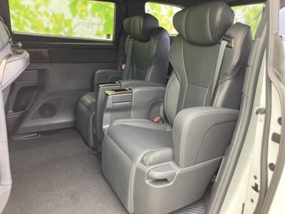2025 TOYOTA ALPHARD 照片 8