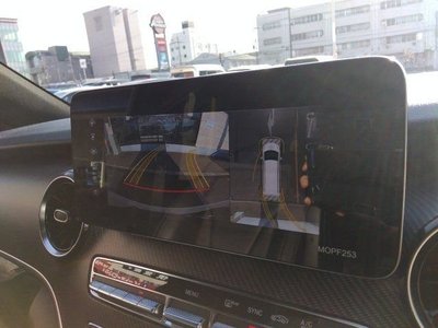 2022 Mercedes-BENZ V-CLASS — миниатюра 21