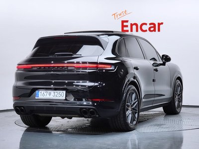 2024 Porsche CAYENNE 照片 4