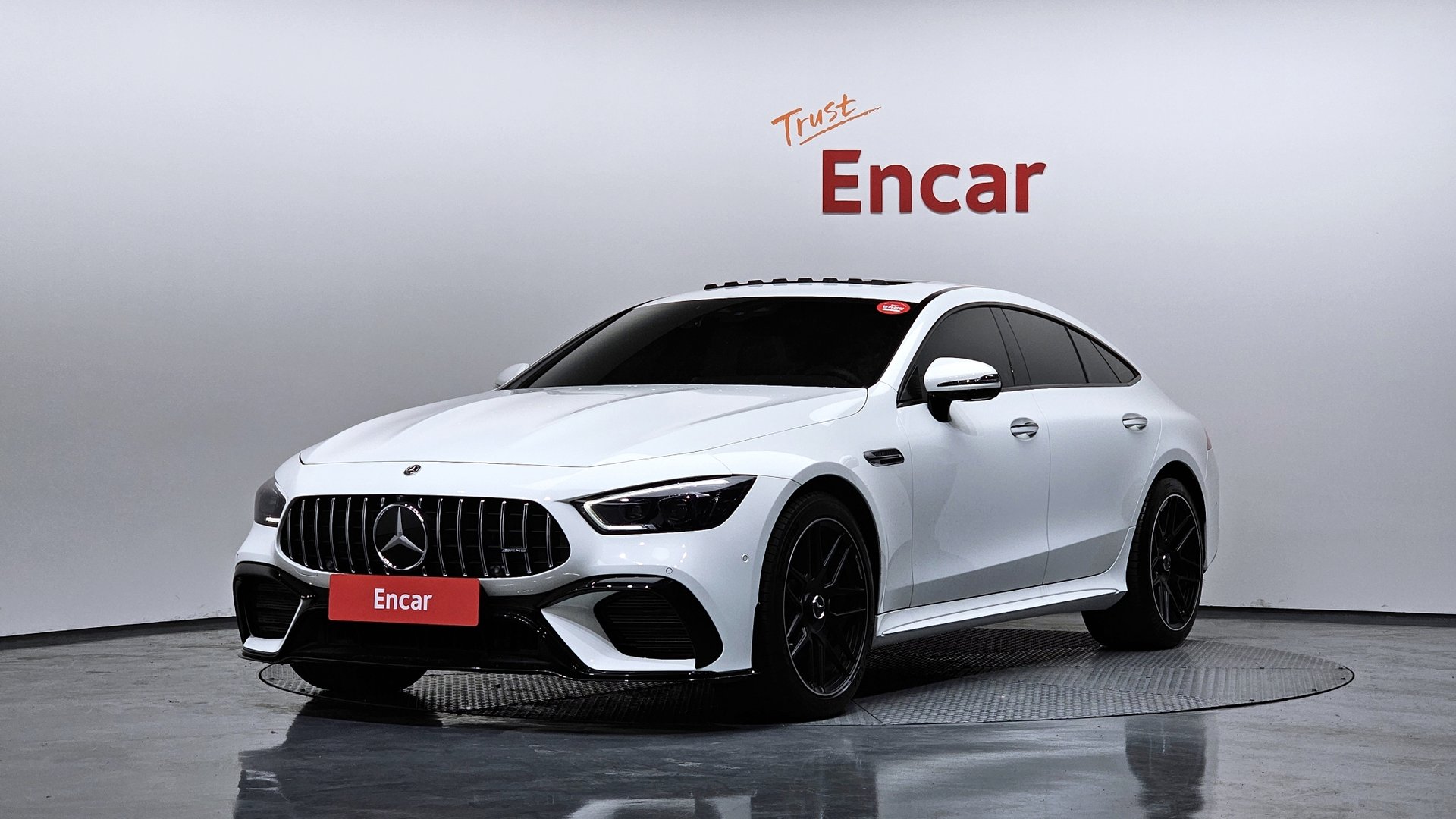 MERCEDES-BENZ GT AMG - View 1