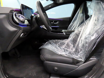 MERCEDES-BENZ EQE - 7