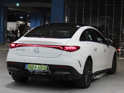 MERCEDES-BENZ EQE - 3