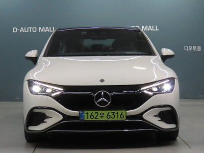 MERCEDES-BENZ EQE - 4