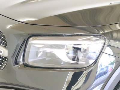 2025 Mercedes-BENZ GLB 照片 8