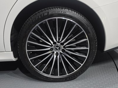 MERCEDES-BENZ E-CLASS - 8