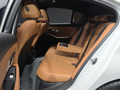 2025 BMW 3 SERIES — миниатюра 18