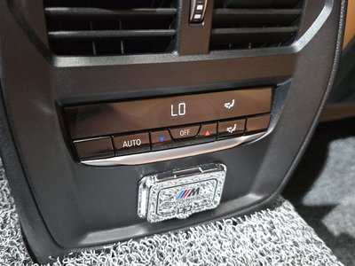 2025 BMW 3 SERIES — миниатюра 31