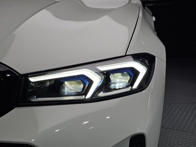 صورة 9 لـ 2025 BMW 3 SERIES