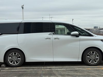 TOYOTA ALPHARD - 2