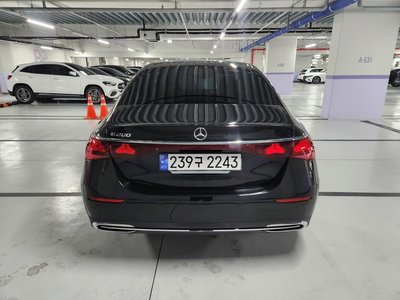 MERCEDES-BENZ E-CLASS - 6