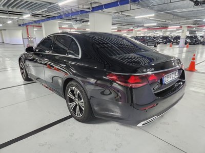 MERCEDES-BENZ E-CLASS - 4