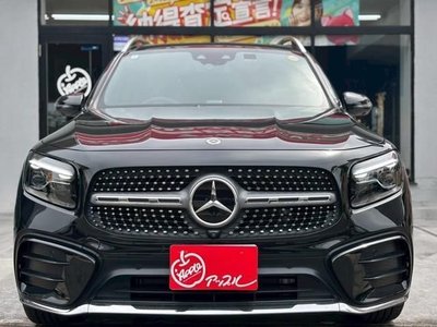 MERCEDES-BENZ GLB - 8
