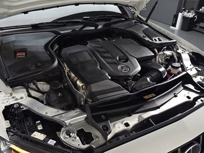 MERCEDES-BENZ E-CLASS - 7