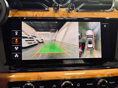 صورة 16 لـ 2022 Bentley BENTAYGA