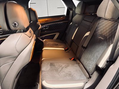 صورة 10 لـ 2022 Bentley BENTAYGA