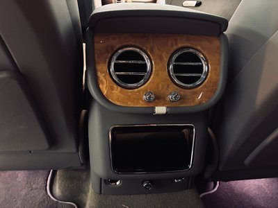 صورة 20 لـ 2022 Bentley BENTAYGA