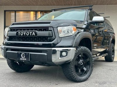 TOYOTA TUNDRA - 1