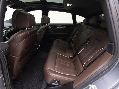 BMW 6 SERIES GT - 10