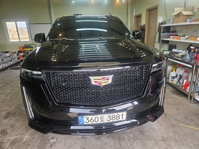 CADILLAC ESCALADE 5TH GENERATION - 2