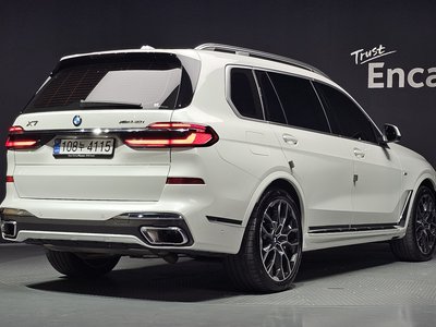 2025 BMW X7 照片 4