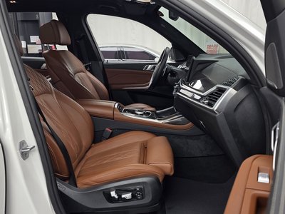 2025 BMW X7 缩略图 17