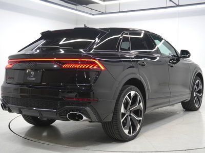 صورة 5 لـ 2022 AUDI RS Q8