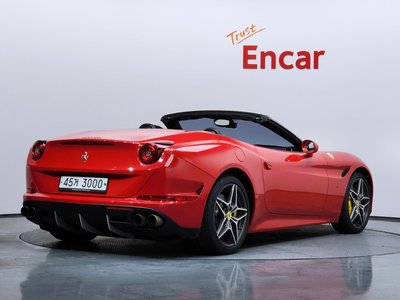 FERRARI CALIFORNIA - 4