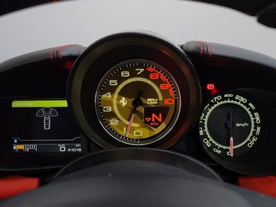 FERRARI CALIFORNIA - 8