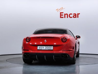 FERRARI CALIFORNIA - 3