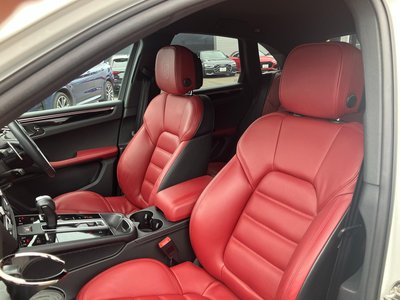 صورة مصغرة 16 لـ 2022 Porsche MACAN