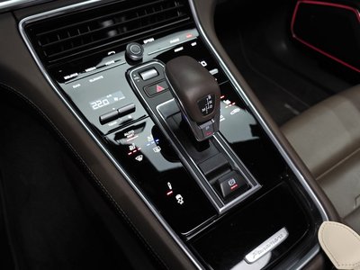 PORSCHE PANAMERA - 9