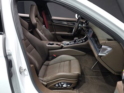 PORSCHE PANAMERA - 10