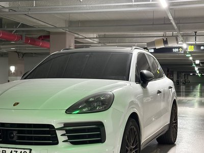 PORSCHE CAYENNE