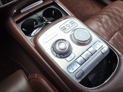 2022 Genesis G90 (RS4) — миниатюра 12