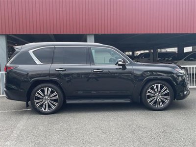2023 Lexus LX thumbnail 35